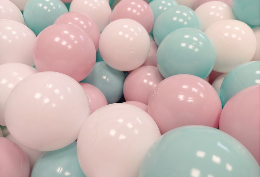 balles blanc rose bleu